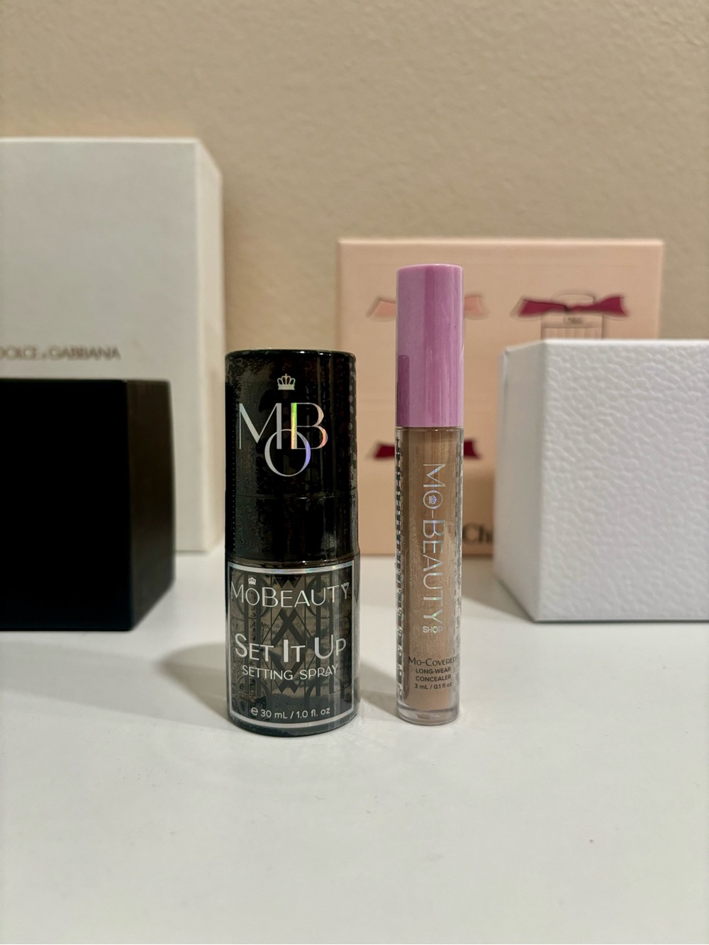 Mo-Beauty Setting Spray & Concealer set